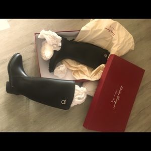 Salvatore Ferragamo Ruben Rubber Rain Boots